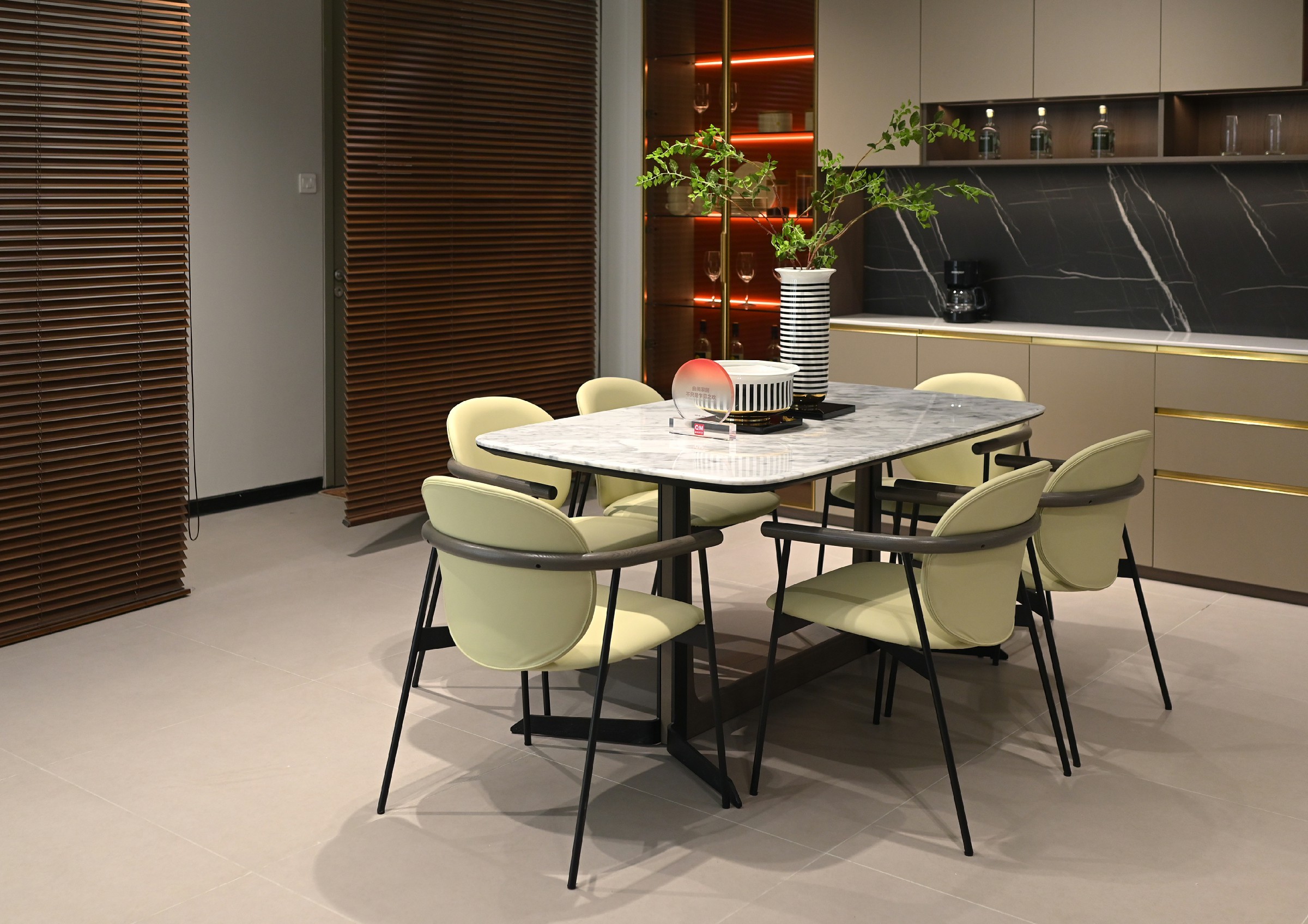 樱花视频六空一店